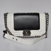 Chanel Boy Chanel bags 66713 Lambskin Small Ladies Handbag