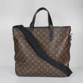 Louis Vuitton Monogram Canvas M57626 Canvas Large Messenger Bag