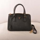 Prada  16625S Ladies Handbag Lambskin