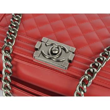 Chanel Boy Chanel bags 67086 Red Cross Body Bag Ladies