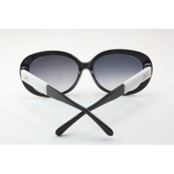 Chanel 5256 Black-white Planking Sunglass