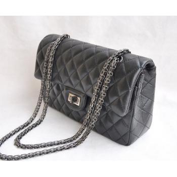 Replica Chanel 2.55 Reissue Flap 1112 Black Lambskin Small Handbags HM11796