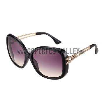 Hermes Studded Carriage Detail Black Frame Sunglasses 308092