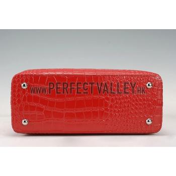 Louis Vuitton Capuciness Crocodile Leather Red MM 607549