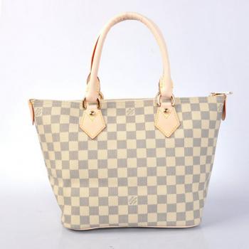 Louis Vuitton Damier Canvas N51186 Canvas Medium Cross Body Bag