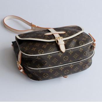 Louis Vuitton Monogram Canvas M42256 Canvas Medium Ladies Bags