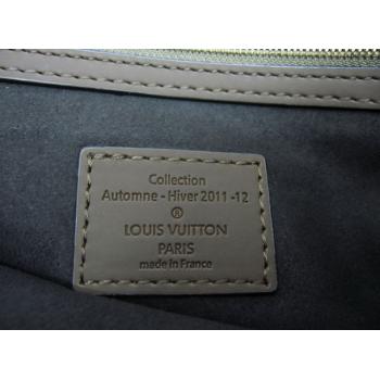 Louis Vuitton  Show Collections M93972 Cow Leather Large HandBags