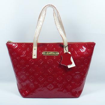 Louis Vuitton Monogram Vernis M93583 Red Cross Body Bag Ladies HM03567