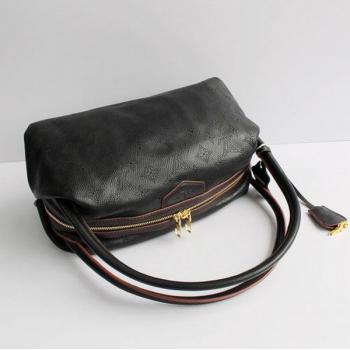 Replica Louis Vuitton Mahina Leather M93814 Black Medium Cross Body Bag