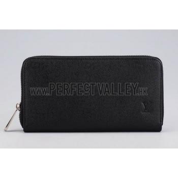 Louis Vuitton Zipped Black Taiga Wallet