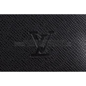 Louis Vuitton Robusto 2 Compartments Taiga Leather Black