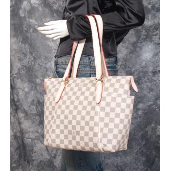 Louis Vuitton Damier Canvas N51261 White Canvas Ladies Bags