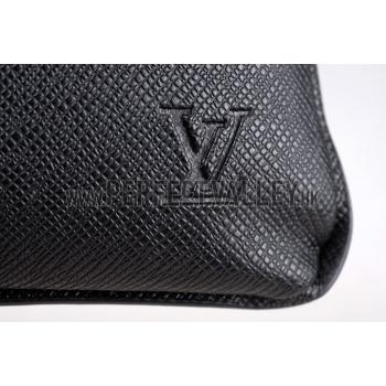 Replica Louis Vuitton Sasha Taiga Leather Black