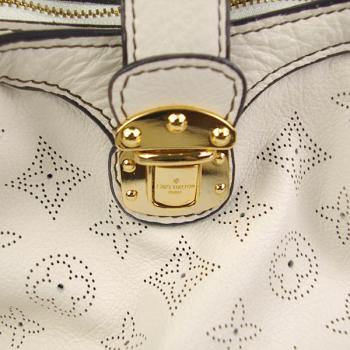 Louis Vuitton Mahina Leather M95553 White Large Messenger Bag