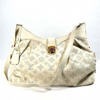 Louis Vuitton Mahina Leather M95660 White Cow Leather Messenger Bag