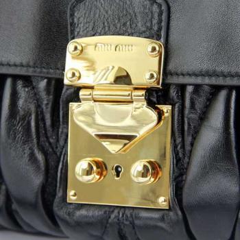 Miu Miu  86313 Cross Body Bag Lambskin Black