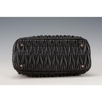 Miu Miu Matelasse Tote Black Replica