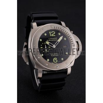 Swiss Panerai Luminor Submersible Black Dial Stainless Steel Case Black Rubber Strap Replica