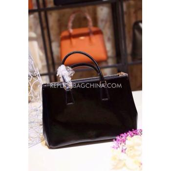 Prada Handbag Calfskin Black