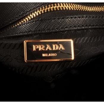 Prada  16625S Ladies Handbag Lambskin