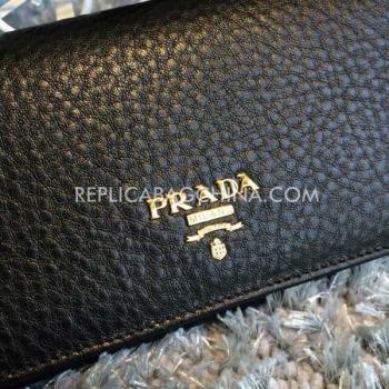 Prada Purse Wallet Calfskin HM07189