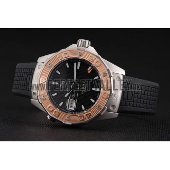 Swiss Tag Heuer Aquaracer Calibre 5 Black Dial Gold Bezel Stainless Steel Case Black Rubber Strap