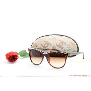 Chanel Brown  Sunglass