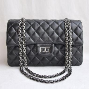 Replica Chanel 2.55 Reissue Flap 1112 Black Lambskin Small Handbags HM11796