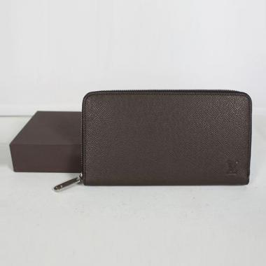 Louis Vuitton Taiga Leather M60003 Coffee Wallet Mens Replica