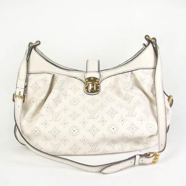 Louis Vuitton Mahina Leather M95553 White Large Messenger Bag